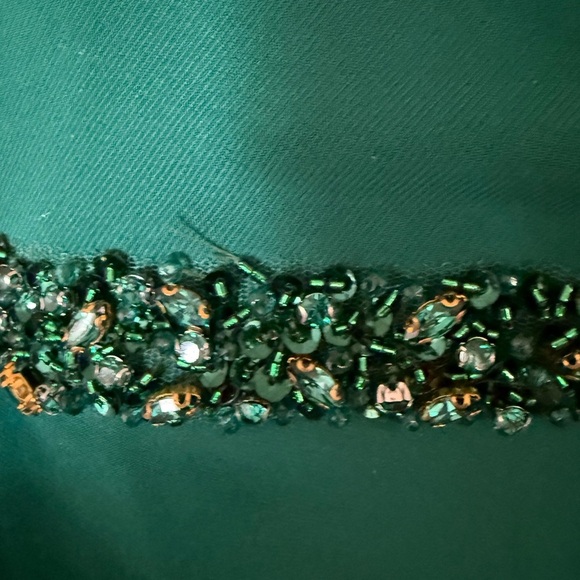 Mac Duggal Elegant Green Evening Gown Size 16W NWT - Picture 9 of 9